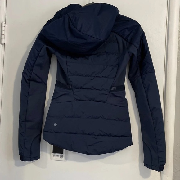 Lululemon Jacket - Picture 2 of 4